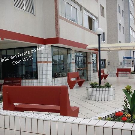Predio Em Frente Ao Mar Apartment Прая Гранде Екстериор снимка