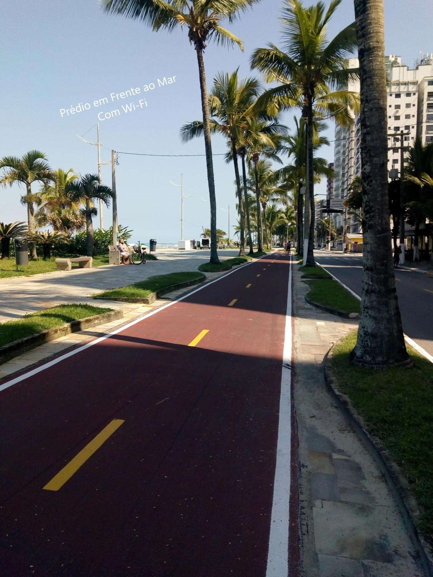 Predio Em Frente Ao Mar Apartment Прая Гранде Екстериор снимка