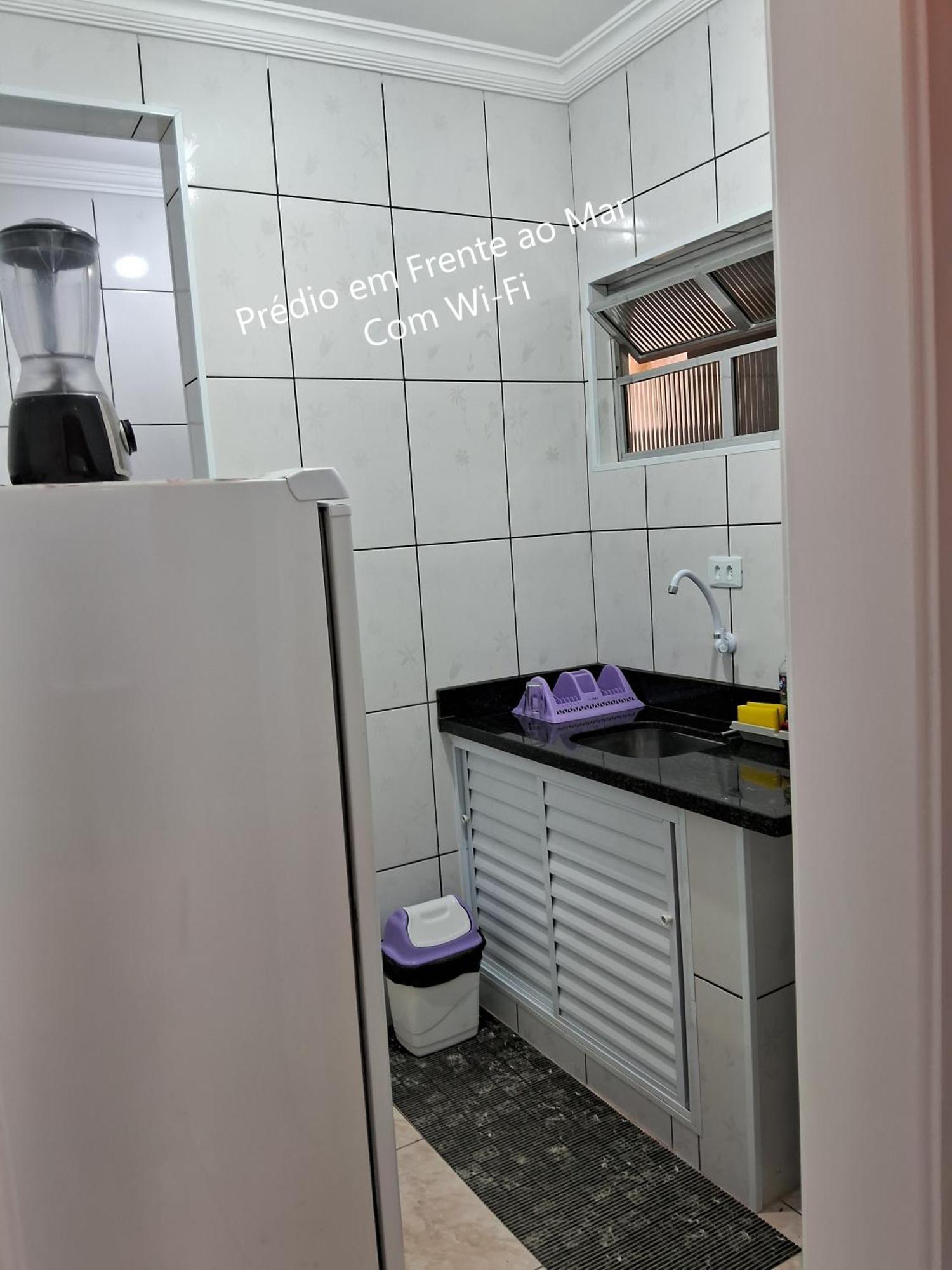 Predio Em Frente Ao Mar Apartment Прая Гранде Екстериор снимка