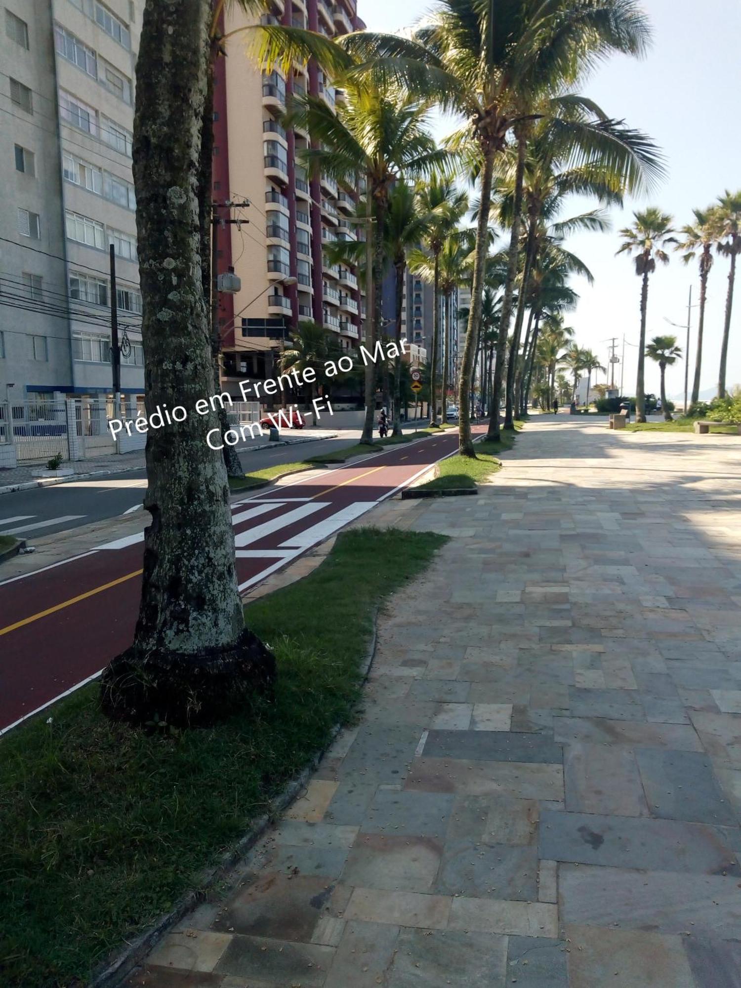 Predio Em Frente Ao Mar Apartment Прая Гранде Екстериор снимка